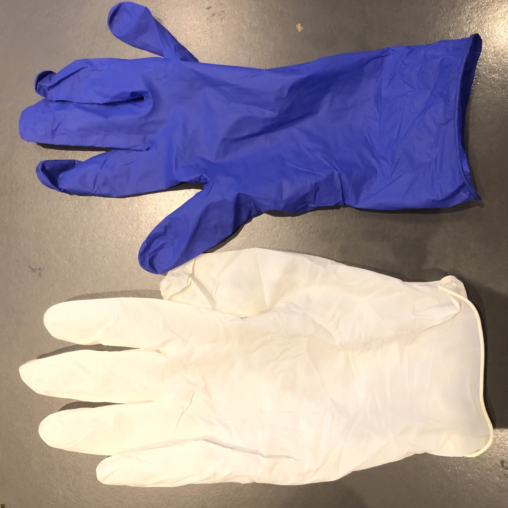 Nitrile or Latex Disposable Gloves Made in China Sourcing